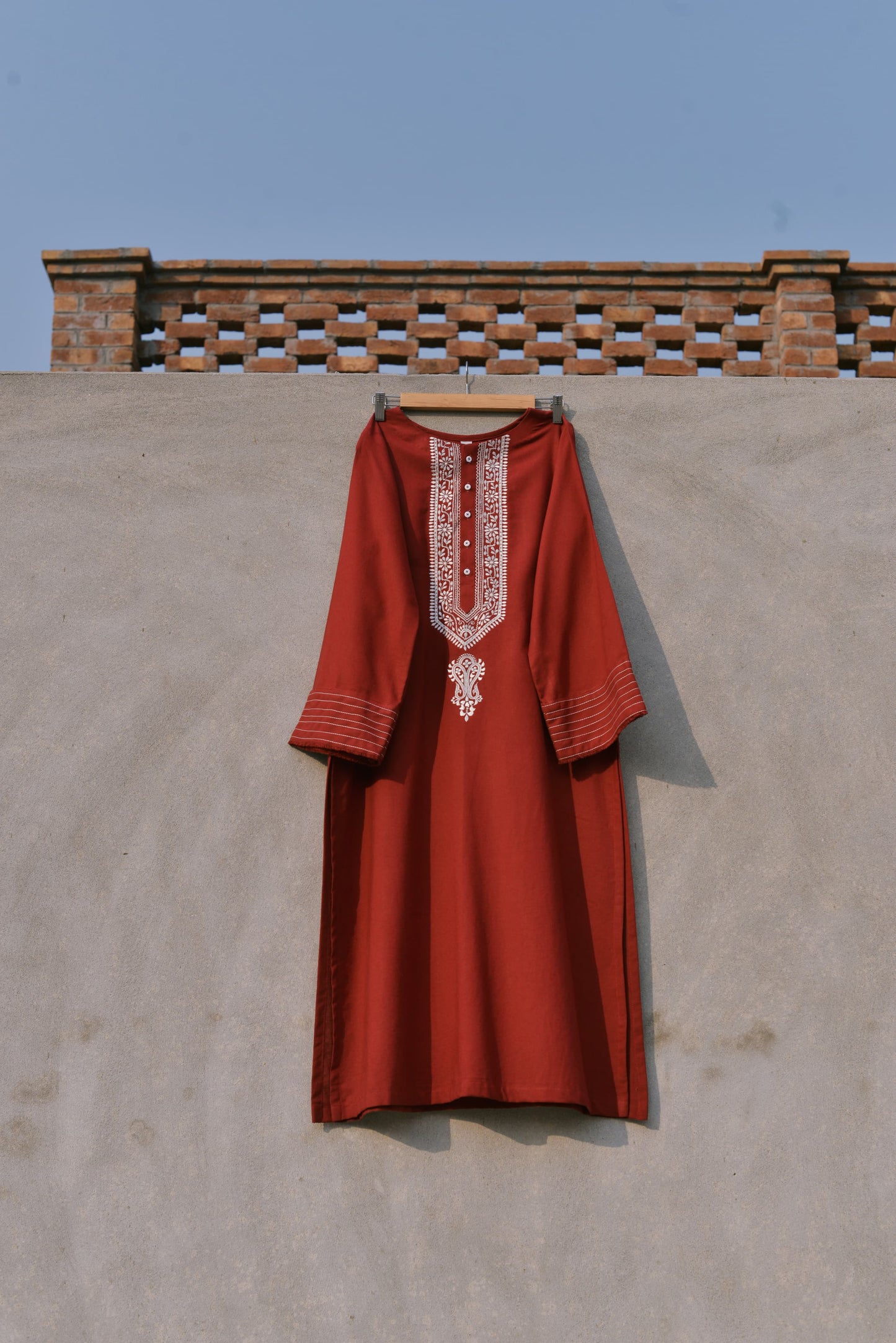 MAROON EMBROIDERED KURTA